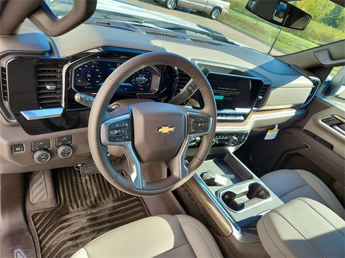 New 2026 Chevrolet Silverado 3500 LT w/ Leather Package image 18