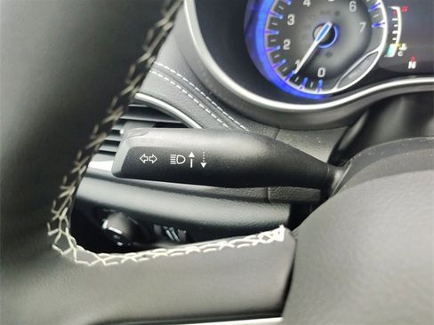 New 2026 Chrysler Pacifica Select image 20