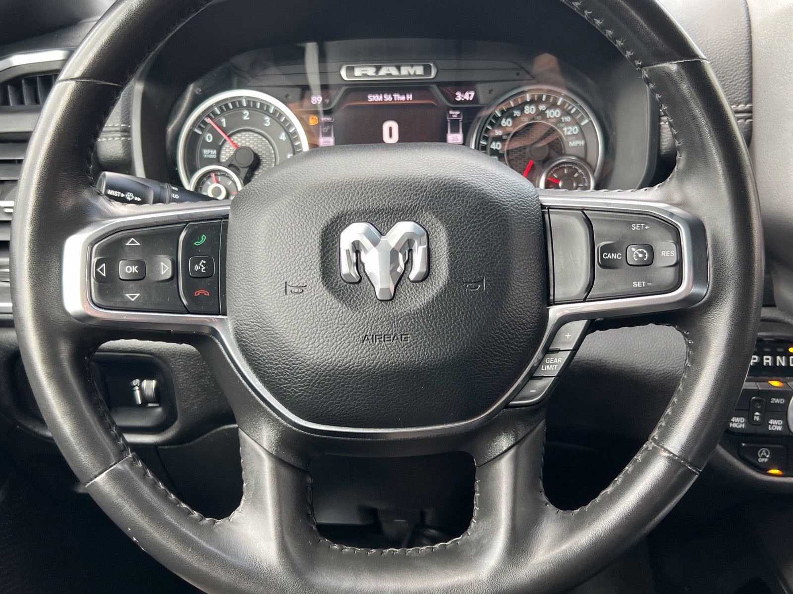 Used 2024 RAM 1500 Laramie AWD/4WD image 14