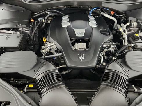 Used 2022 Maserati Levante GT image 29