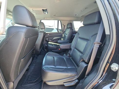 Used 2019 GMC Yukon SLT w/ Premium Edition AWD/4WD image 9