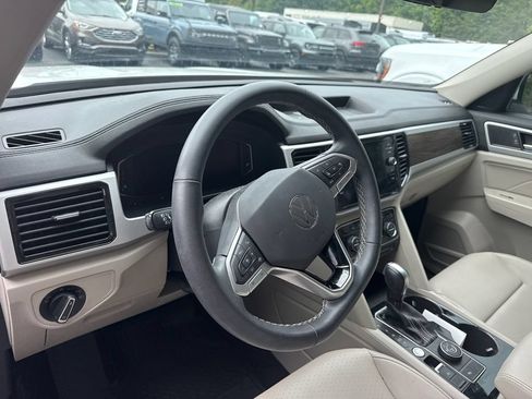 Used 2022 Volkswagen Atlas SE AWD/4WD image 12