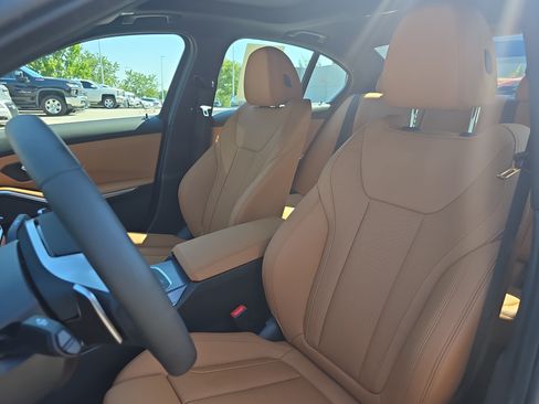 Used 2026 BMW 330i Sedan w/ Premium Package RWD image 14