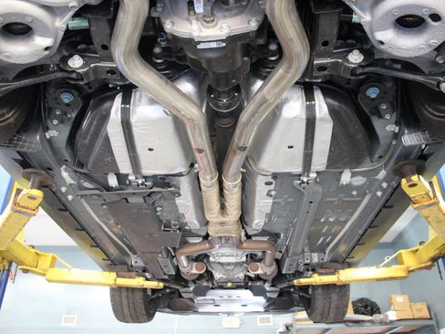 Used 2020 Ford Mustang Shelby GT350 w/ Technology Package image 98