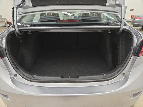 Used 2014 MAZDA MAZDA3 i Touring image 7