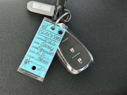 Used 2022 Chevrolet Equinox LS image 44