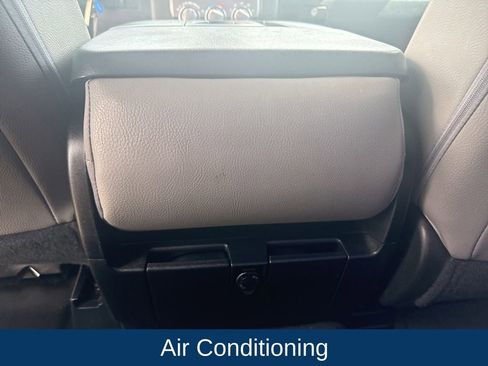 Used 2017 Toyota Tundra SR image 11