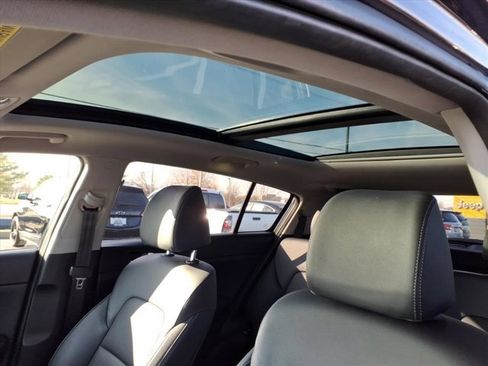 Used 2022 Kia Sportage EX image 25