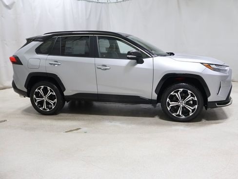 New 2025 Toyota RAV4 XSE image 8