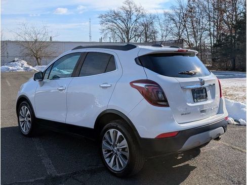 Used 2018 Buick Encore Preferred FWD image 5
