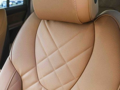 New 2026 BMW X5 xDrive40i w/ Executive Package image 21