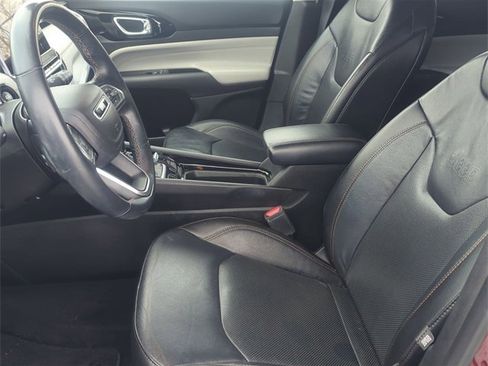 Used 2022 Jeep Compass Limited image 11