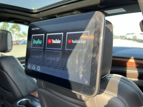 Used 2024 GMC Yukon XL Denali Ultimate image 30