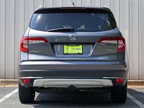 Used 2020 Honda Pilot Touring image 10