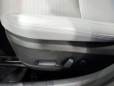 Used 2021 Hyundai Kona Ultimate image 16