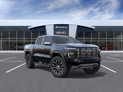 New 2026 GMC Canyon Denali w/ LPO, Black Badging Package