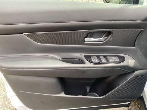 Used 2025 Nissan Murano SV w/ Cargo Package image 27