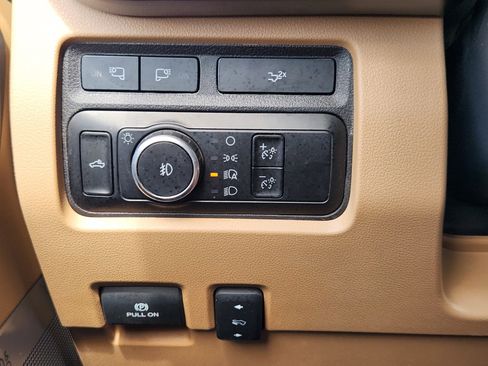 Used 2023 Ford F250 Lariat w/ Chrome Package AWD/4WD image 22