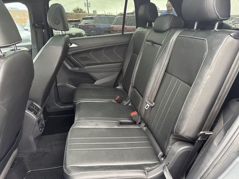 Used 2023 Volkswagen Tiguan SE R-Line FWD image 27