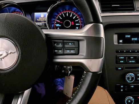 Used 2014 Ford Mustang GT Premium w/ Comfort Package RWD image 19