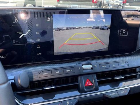 Used 2025 Kia K4 GT-Line w/ GT-Line Premium Package image 23