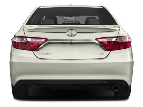 Used 2016 Toyota Camry SE FWD image 5