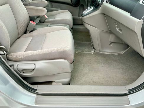 Used 2009 Honda CR-V LX image 24