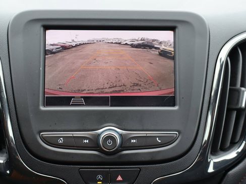 Used 2023 Chevrolet Equinox RS image 12