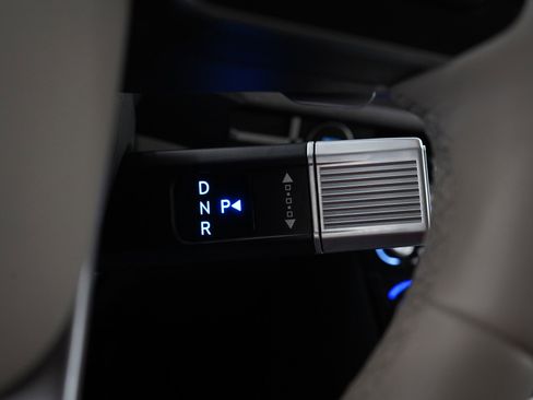 Used 2025 Hyundai Santa Fe Limited image 25