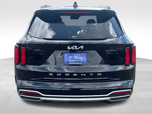 Used 2022 Kia Sorento SX FWD image 9