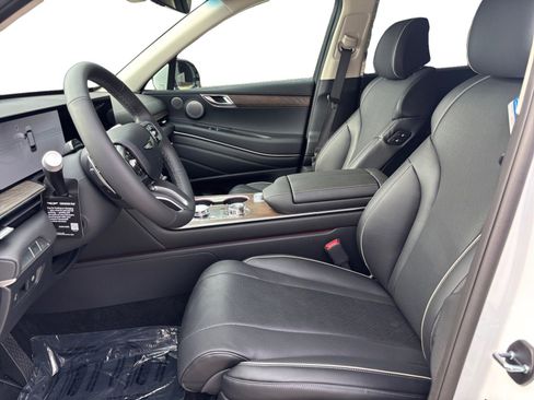New 2026 Genesis GV80 2.5T Prestige image 9
