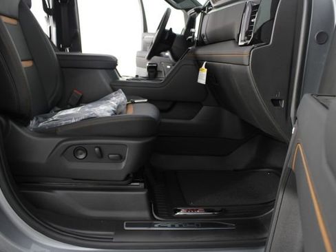 New 2026 GMC Sierra 1500 AT4 image 25