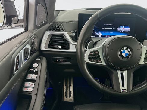Used 2025 BMW X7 M60i AWD/4WD image 10