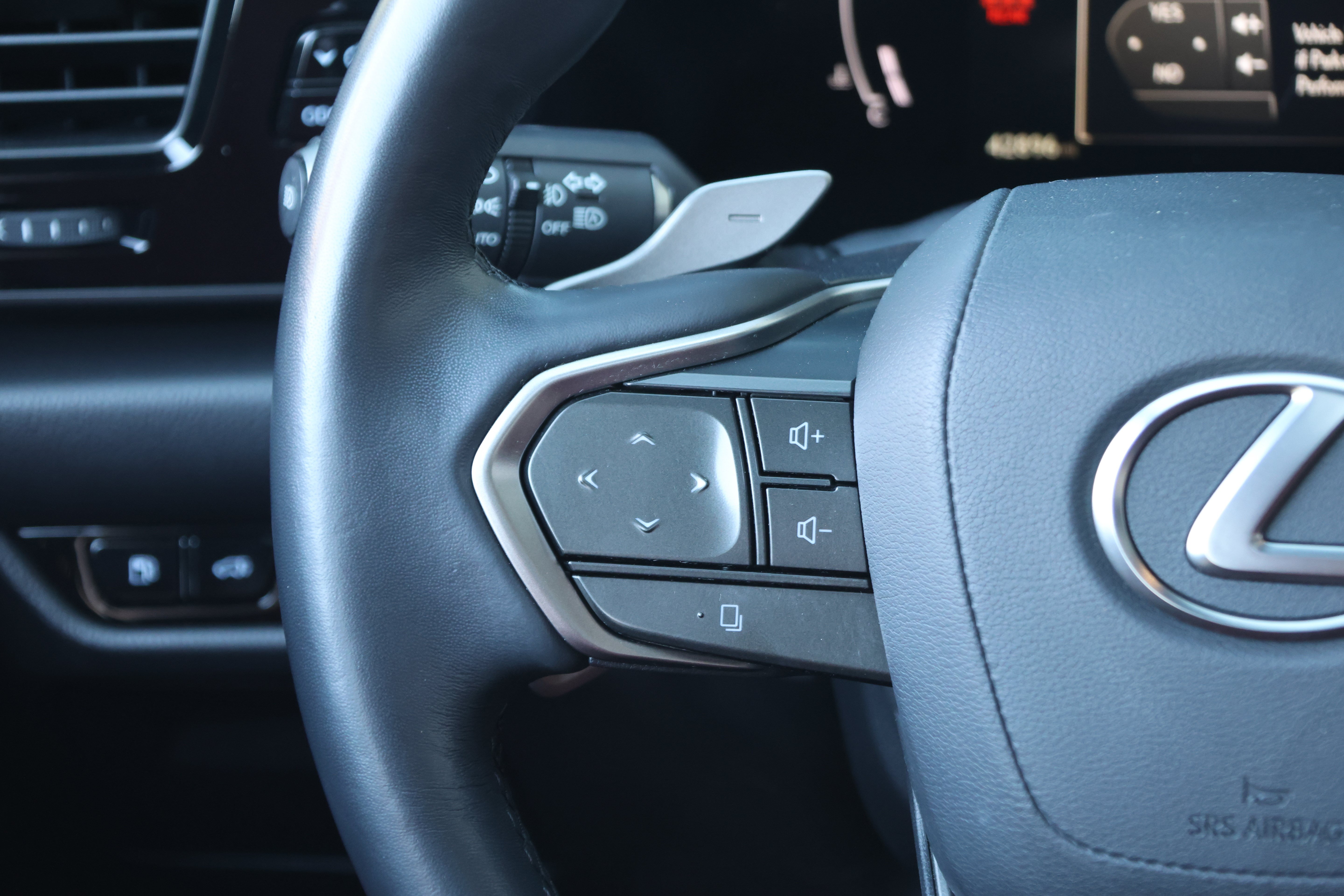Used 2025 Lexus NX 350h AWD w/ Cold Area Package image 32