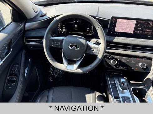 Certified 2026 INFINITI QX60 Luxe w/ Cargo Package AWD/4WD image 13