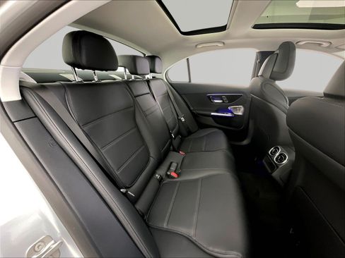 Used 2026 Mercedes-Benz C 300 4MATIC Sedan image 19