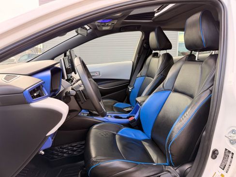 Used 2020 Toyota Corolla SE w/ SE Premium Package image 26