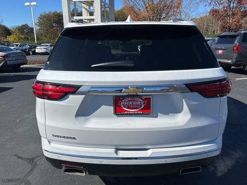 Used 2023 Chevrolet Traverse High Country image 6