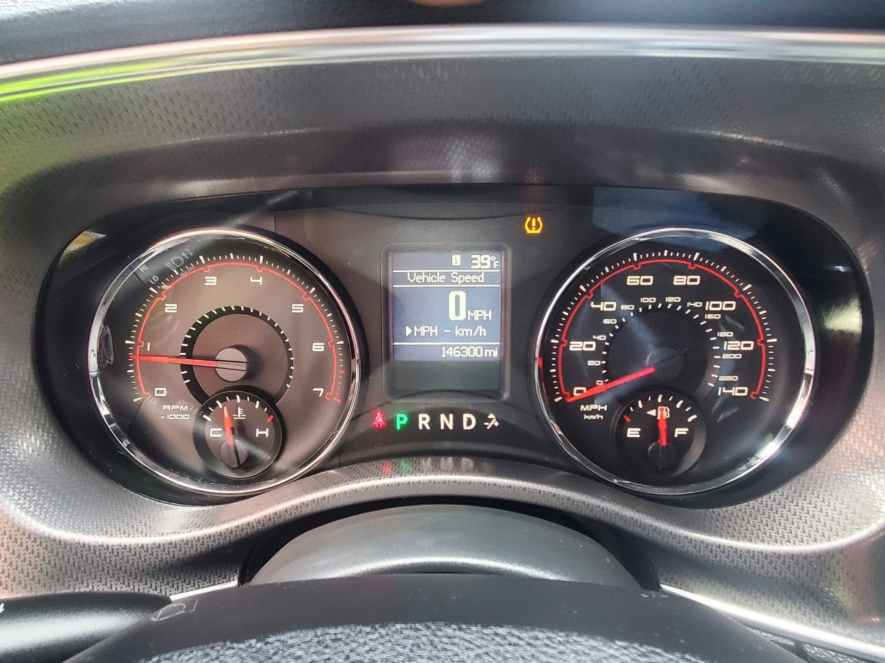 Used 2011 Dodge Charger SE RWD image 9