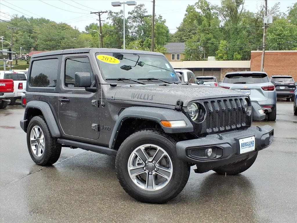 Used 2022 Jeep Wrangler Sport AWD/4WD image 2