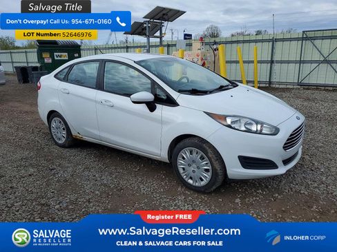 Used 2014 Ford Fiesta S FWD image 5