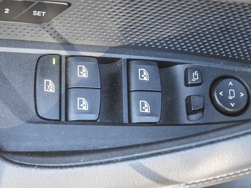 Certified 2025 BMW i4 eDrive40 w/ M Sport Package image 20