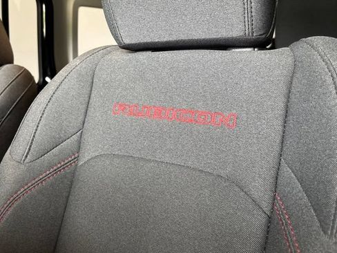Used 2024 Jeep Wrangler Unlimited Rubicon w/ Technology Group AWD/4WD image 34
