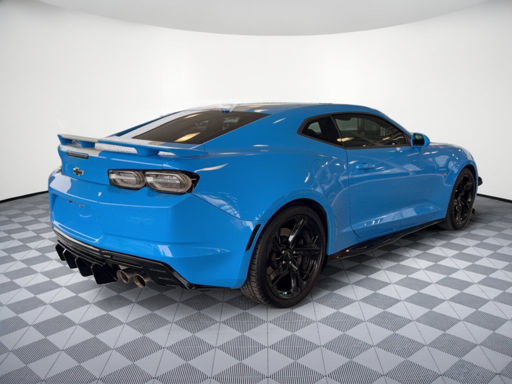 Used 2023 Chevrolet Camaro SS RWD image 9