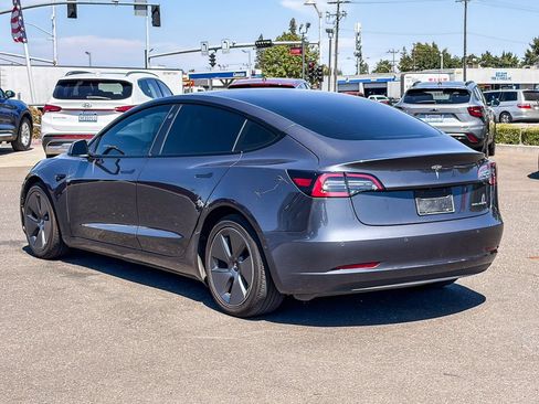 Used 2022 Tesla Model 3 Long Range AWD/4WD image 2