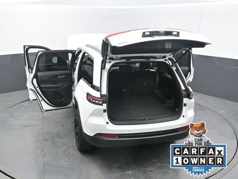 Used 2023 Jeep Grand Cherokee Altitude image 72