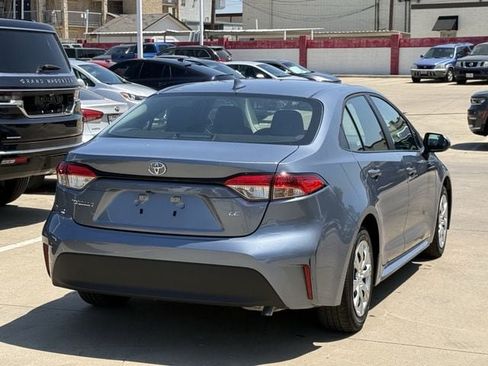 Used 2026 Toyota Corolla LE FWD image 4
