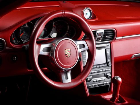 Used 2012 Porsche 911 Carrera GTS image 19