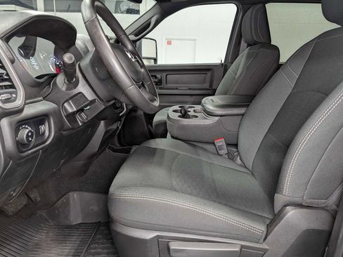 Used 2025 RAM 2500 Tradesman AWD/4WD image 17