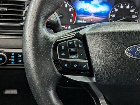 Certified 2024 Ford Explorer ST-Line w/ Class IV Trailer Tow Package image 35